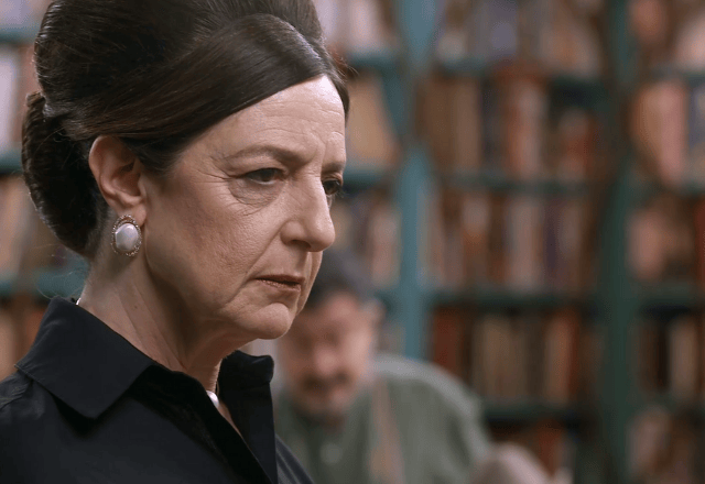 Norma brava com Lavínia