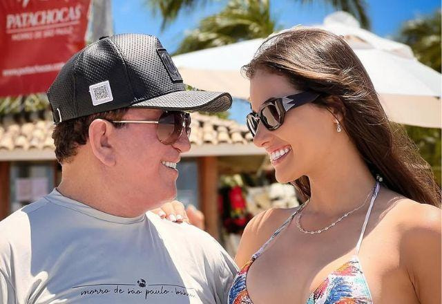 Amado Batista e Calita Franciele compartilham fotos da lua de mel na Bahia