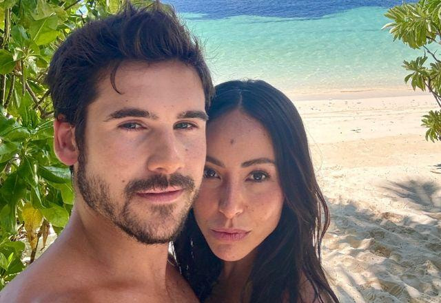 Sabrina Sato e Nicolas Prattes em foto
