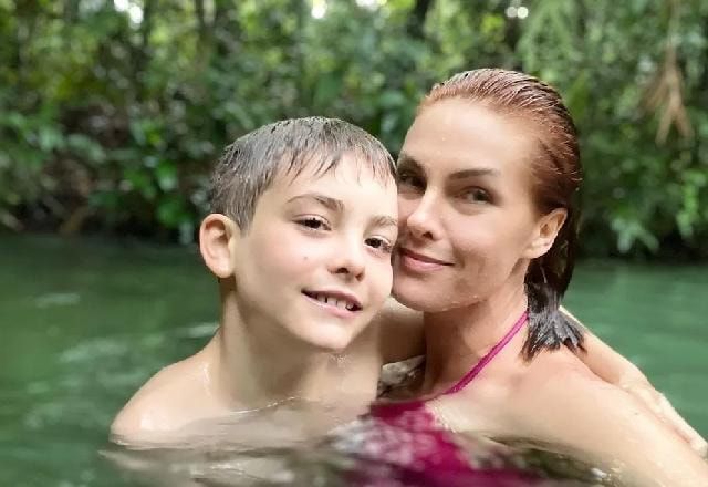 Ana Hickmann e filho