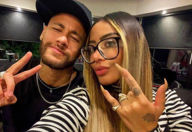 Neymar desabafa após expulsão e recebe apoio da irmã torcedora do Botafogo