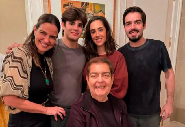 Faustão e a família