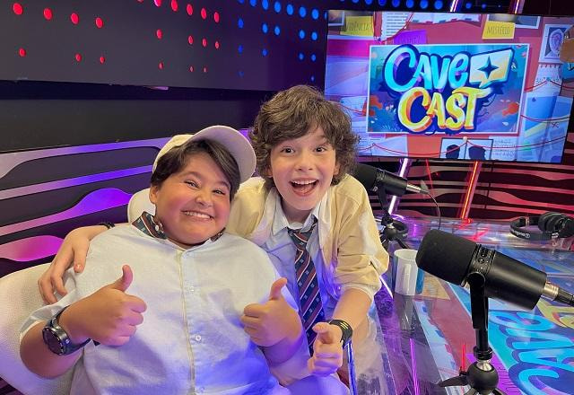 Theo Raddicchi, Gabriel Avellar, Nicholas Torres e Laura Castro no CaveCast
