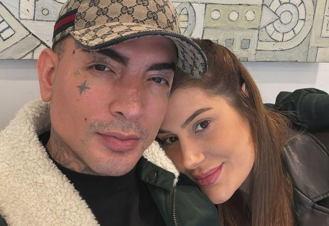 Mc Guimê e Fernanda Stroschein em foto