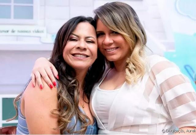 dona ruth e marília mendonça