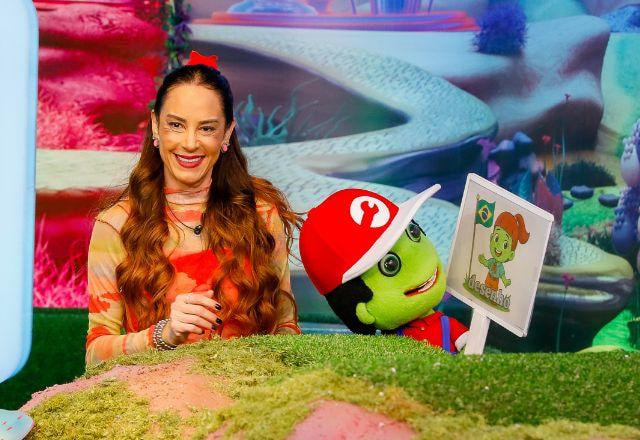 Silvia Abravanel ao lado do Lilo