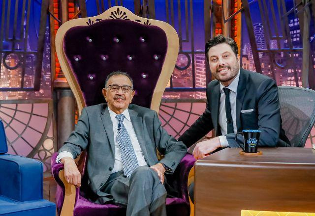 Percival de Souza e Danilo Gentili no The Noite