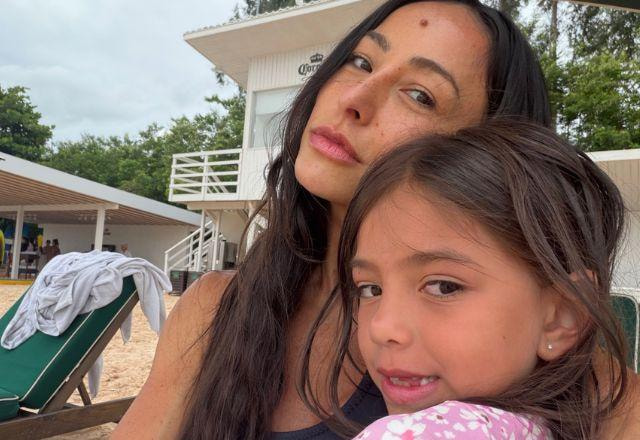 Sabrina Sato e Zoe em foto