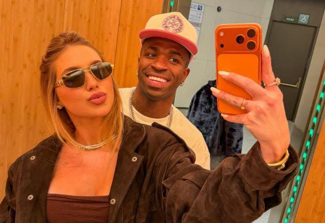 Virginia Fonseca e Vini Jr em foto