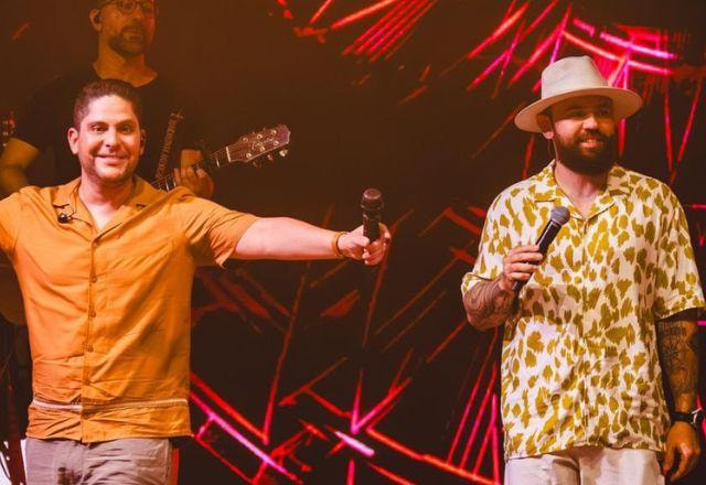 Jorge e Mateus em foto