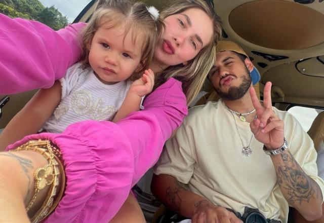 Na foto temos Virginia, Zé Felipe e Maria Alice juntos em uma foto