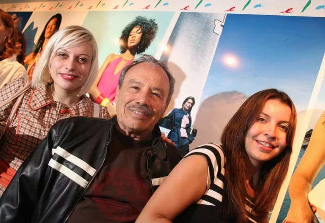 Filhas de Stênio Garcia entro o pai