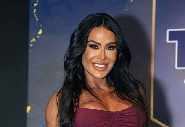 Gracyanne Barbosa muda visual, remove procedimentos e aposta em beleza natural