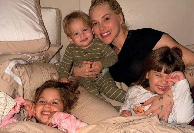 Virginia Fonseca com os filhos