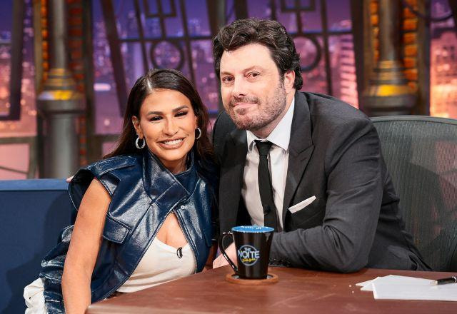 Simone Mendes e Danilo Gentili no The Noite