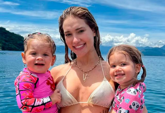Nas redes sociais, apresentadora do Sabadou com Virginia compartilhou um clique fofo das filhas Maria Alice e Maria Flor