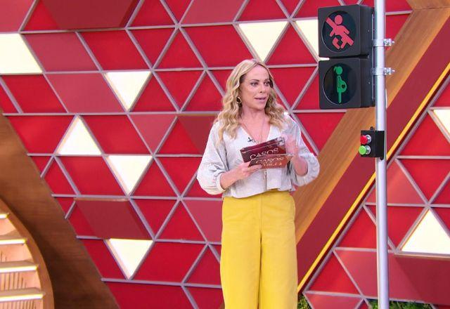 Christina Rocha apresenta relatos de participantes que enfrentam cobranças e discussões dentro de casa