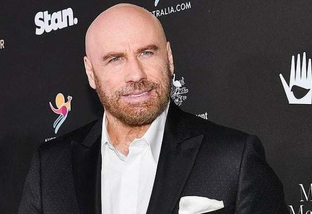 O ator John Travolta durante uma premiação de cinema