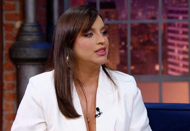 Bruna Unzueta durante o The Noite.