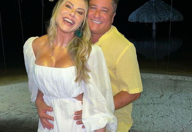 Poliana Rocha e Leonardo em foto