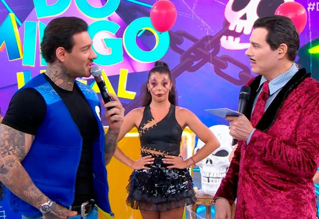 Lucas Lucco e Celso Portiolli durante o Domingo Legal.