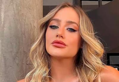 Bruna Griphao ostenta samba no pé durante ensaio da Salgueiro