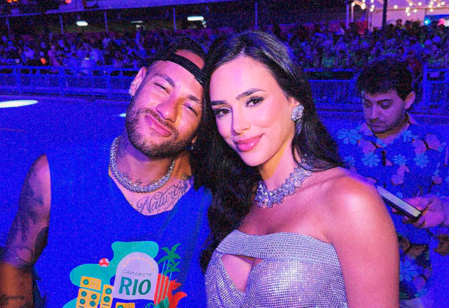 Neymar usa disfarce inusitado para passear com Bruna Biancardi em Nova York