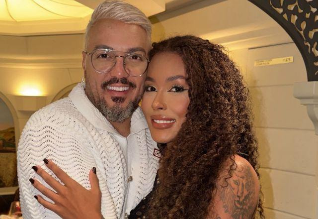 Giovanna Jacobina e Belo em foto