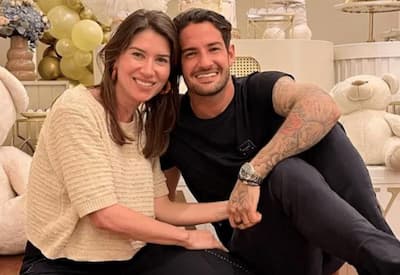 Na Disney, Pato e Rebeca Abravanel comemoram aniversário de Benjamin