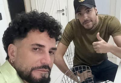 Latino surge ao lado do filho após atrito e anuncia internação em clínica de reabilitação