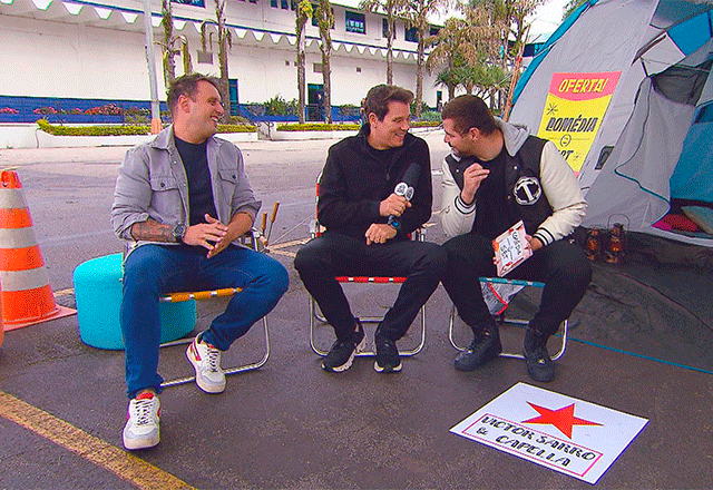 Patricia Abravanel, Celso Portiolli e Virginia marcam a estreia do Comédia SBT