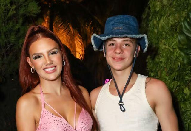 Juliano Floss e Vivi Wanderley