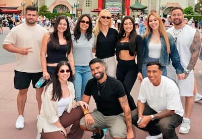 Virginia curte férias com família e amigos na Disney