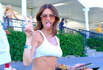 Thaila Ayala exibe detalhes da sua comemoração de 40 anos