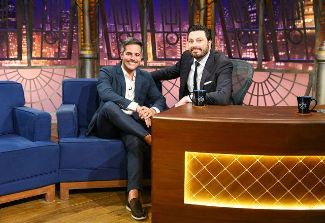 Kaká Diniz e Danilo Gentili no The Noite